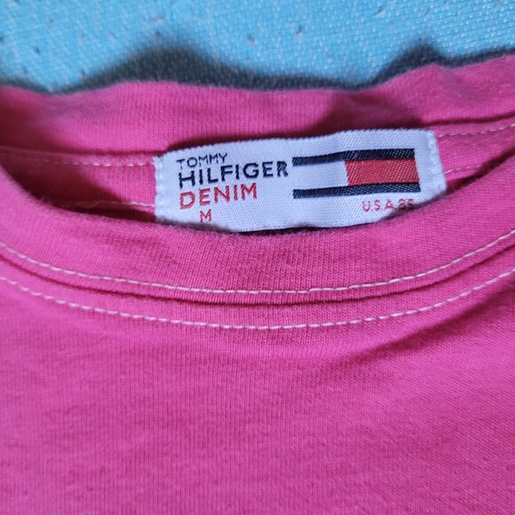 ⭐ 5 FOR $20⭐ Vintage Tommy Hilfiger Denim - Pink T-Shirt, Small / Extra Small - Picture 2 of 2